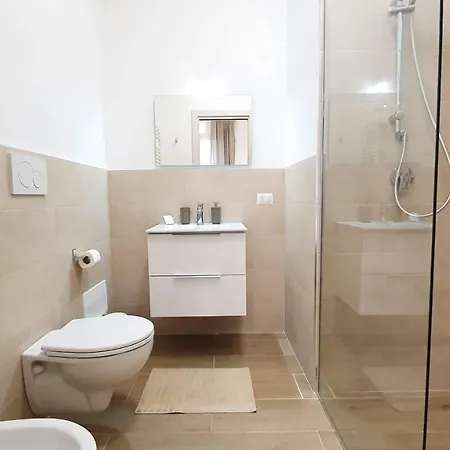 Le Di Don Vito - Policlinico Πανσιόν 3*